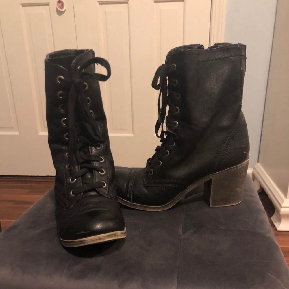 chunky heeled boot